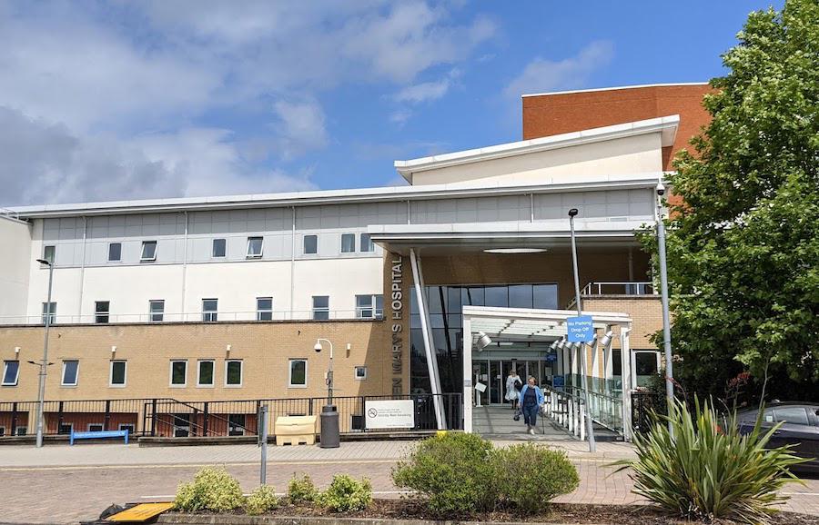 Moorfields, Queen Mary's Hospital